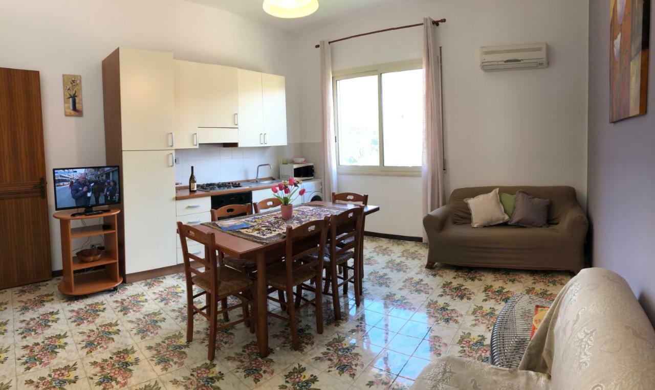 Villa Gelvi كاستيلاّماري ديل غو المظهر الخارجي الصورة
