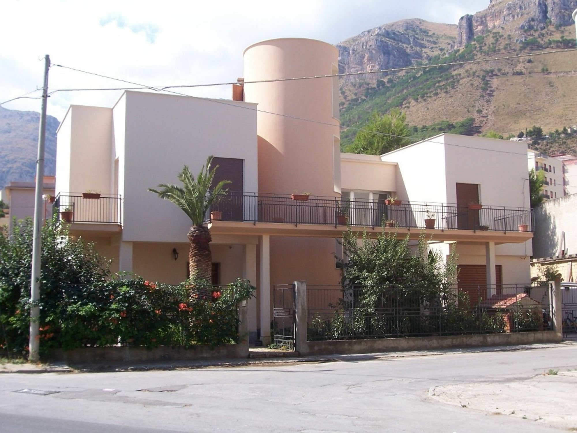 Villa Gelvi كاستيلاّماري ديل غو المظهر الخارجي الصورة